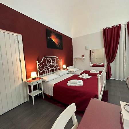 Etna Rooms Catánia Buitenkant foto