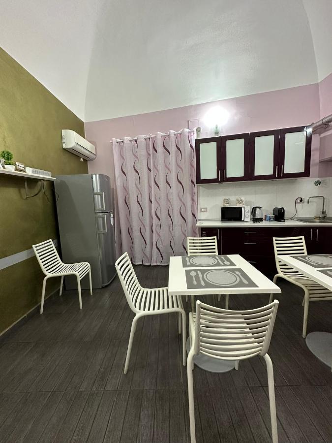 Etna Rooms Catánia Buitenkant foto