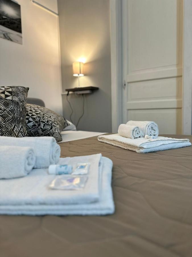 Etna Rooms Catánia Buitenkant foto